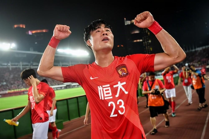 开元体育官网-里程碑夜广州队迎来里程碑；葡超清晨刷纪录；球迷炸锅；高层口径保持一致(葡超直播在线观看)