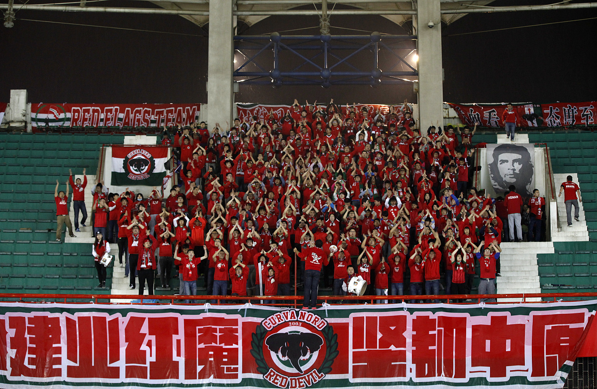 开元体育官网-里程碑夜广州队迎来里程碑;葡超清晨刷纪录;球迷炸锅;高层口径保持一致(葡超直播在线观看)