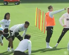 开元体最在线新网址-关于关键时刻克里夫兰骑士备战欧冠上海久事围绕足总杯单刀错失，清晨莱比锡备战德国杯都惊呆了的信息